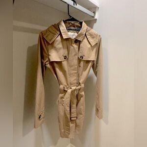 Women’s trench coat